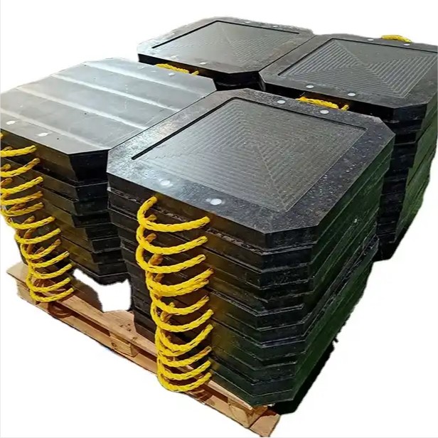 Накладки на выносные опоры крана