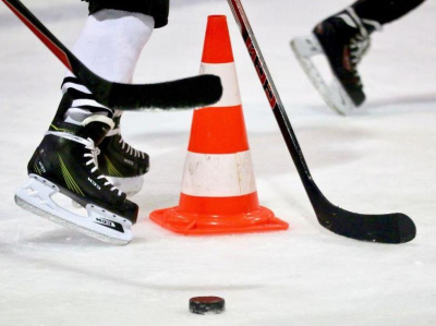 Хоккейная тренировочная площадка для стрельбы с отбойником