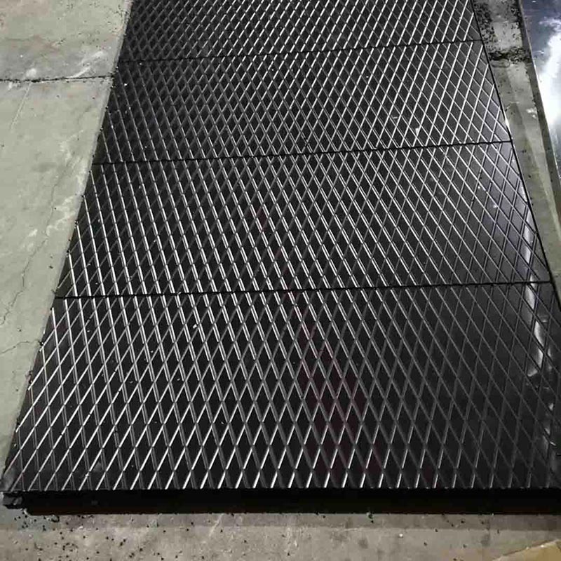 Маты для защиты земли Маты для защиты земли