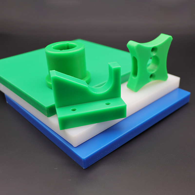 Детали, изготовленные методом механической обработки из СВМПЭ.